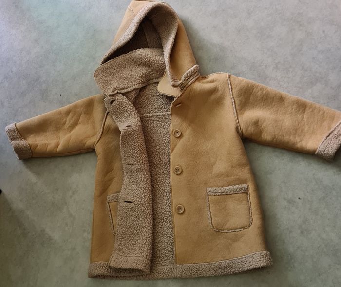 C&A manteau long capuche fille 2 ans - photo numéro 5