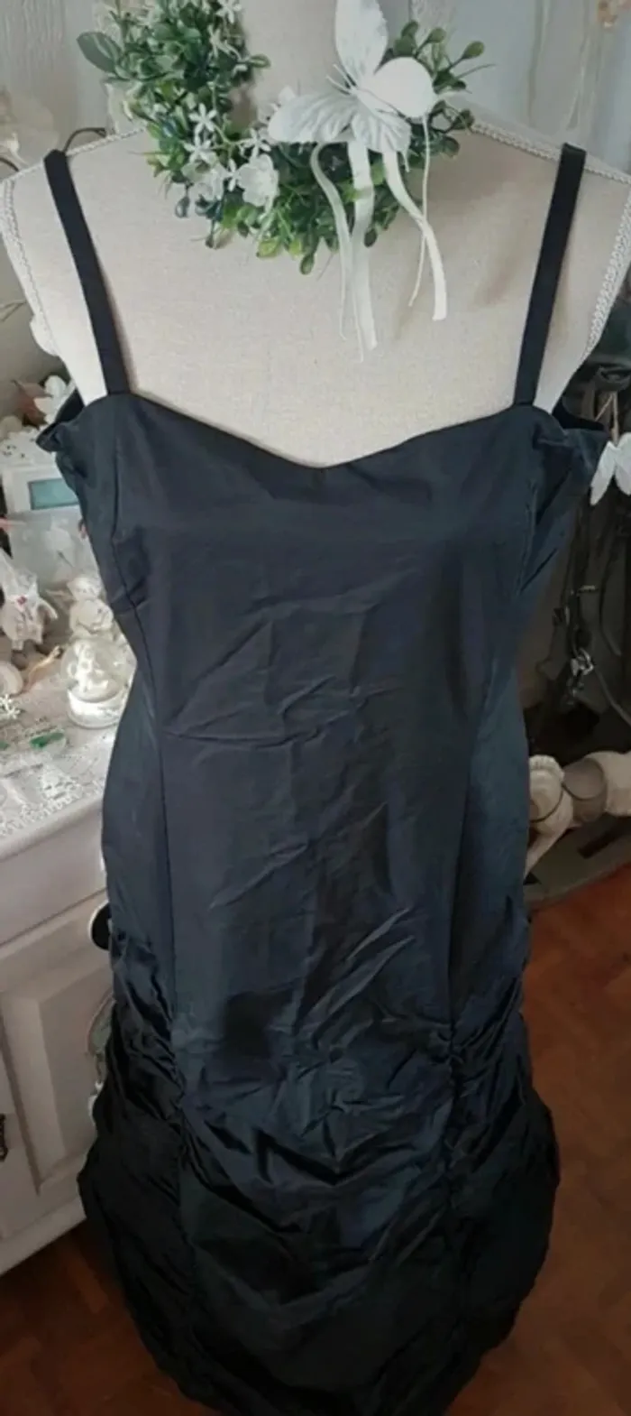 Robe chic longue noire Ambre Paris T 40/42 Neuve - photo numéro 2