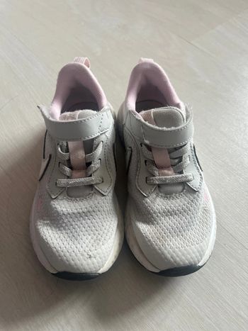 Nike p:28