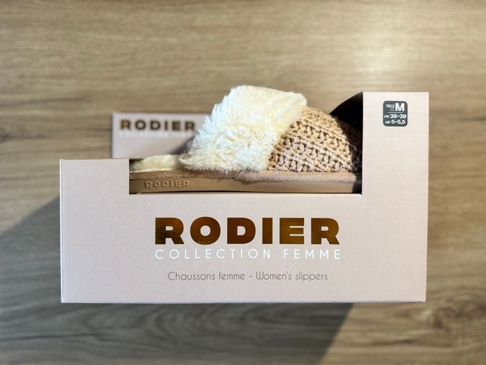 Chaussons femme neuf rodier Paris - photo numéro 2