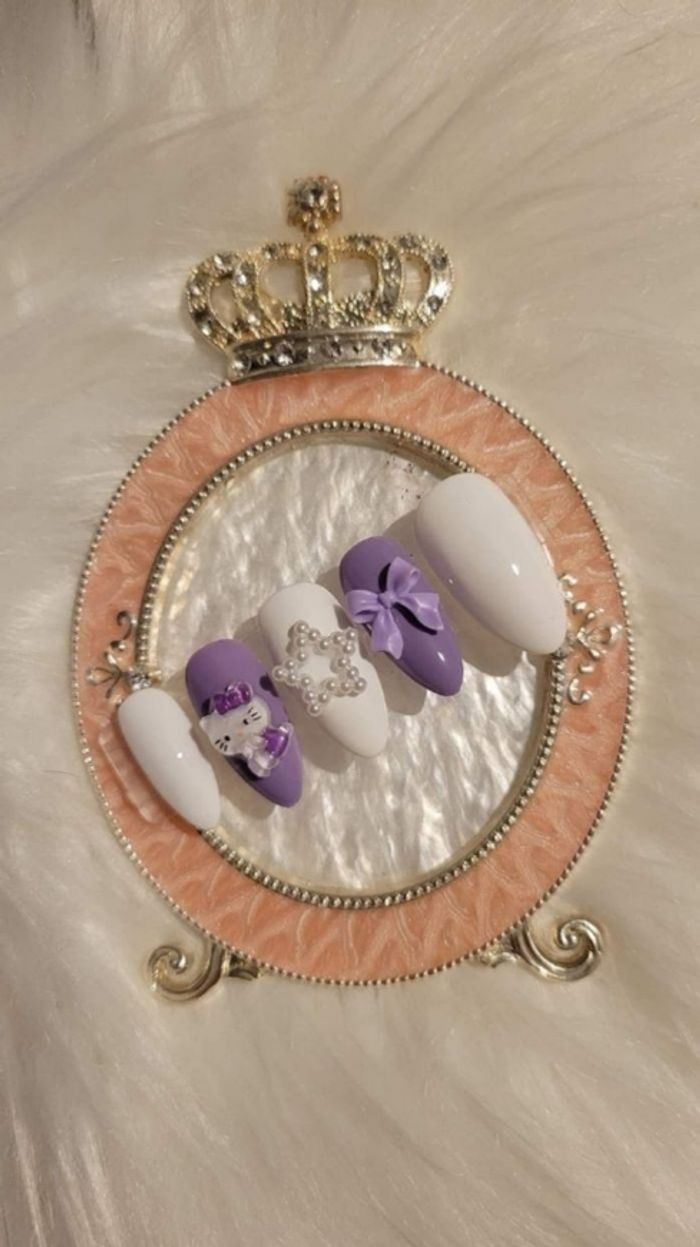 Press on nails Hello kitty violet 💜