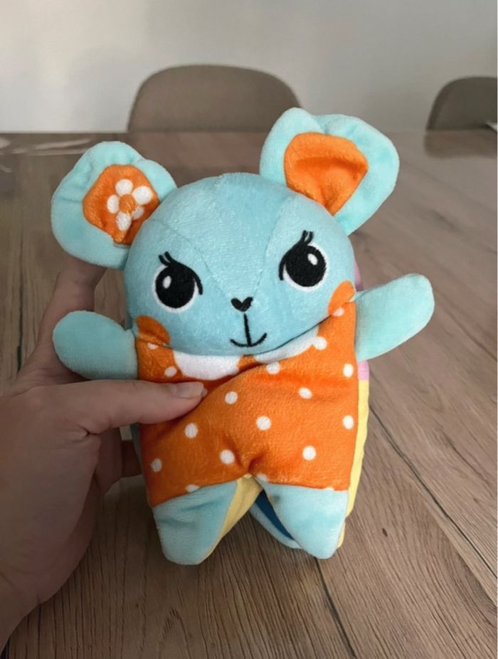 Livre en tissus petite souris