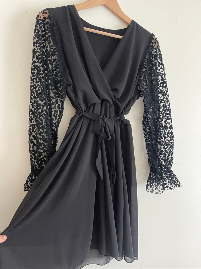Robe noir manche longue cache coeur Italy - photo numéro 3