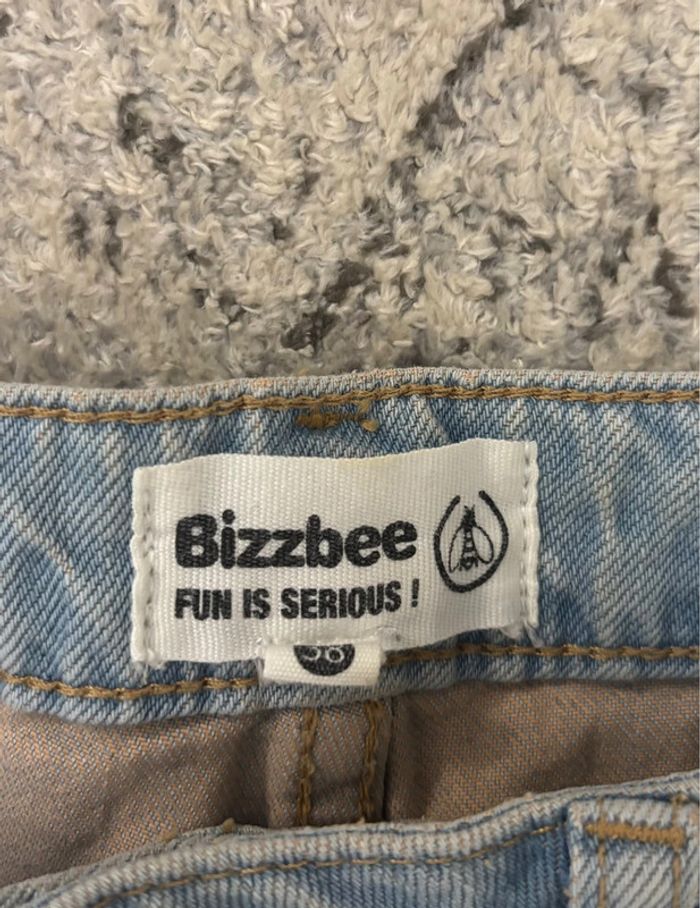 Short en jeans bleue clair Bizzbee homme taille M - FR38 - W28 - photo numéro 2