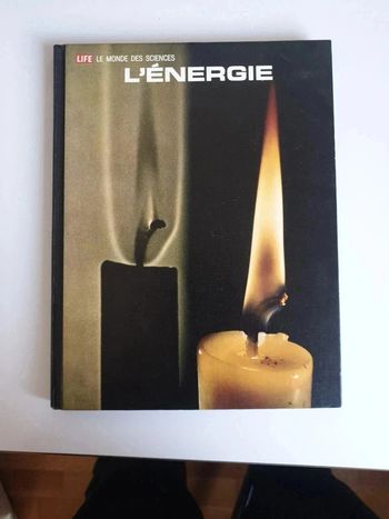 Beau livre Le monde des sciences l'énergie