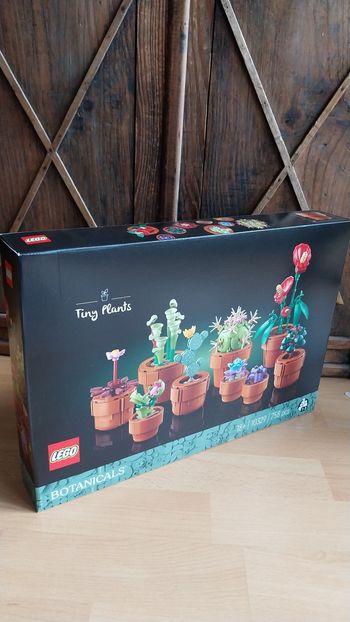 Lego tiny plants 10329