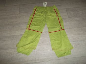 Pantacourt bermuda COLINE vert anis et rouge taille S/M NEUF