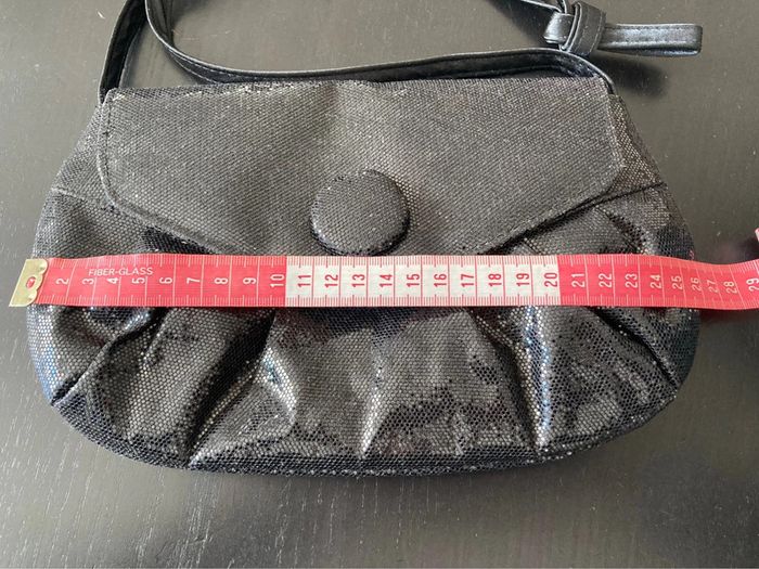 Sac avec bandoulière noir brillant - photo numéro 3