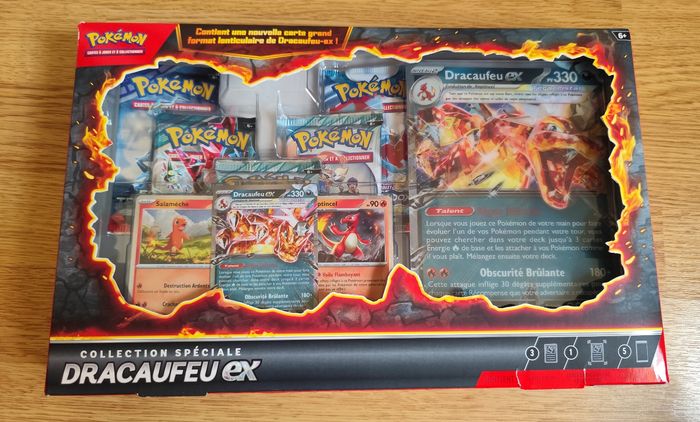 Coffret carte Pokémon Dracaufeu ex neuf scellé