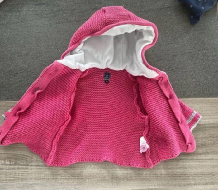 Gilet à maille avec capuche molletonnée Terre de marins taille 3 mois - photo numéro 2