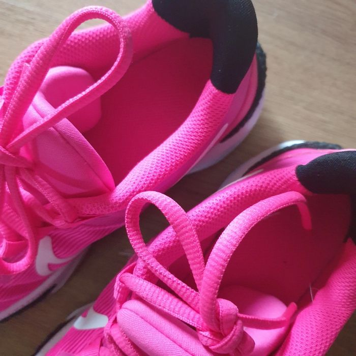 💜 Chaussures de running enfant Star Runner 4
NIKE
Pointure 38 #emyfleury_pointure38femme - photo numéro 7