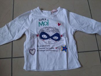 Ensemble composé d un tee shirt manches longues, d un gilet et d un jean 12 mois