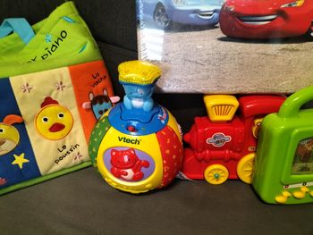 Lot  jeux interactifs jeune âge