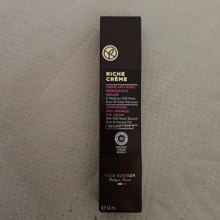 Crème antirides bienfaisante regard Yves Rocher