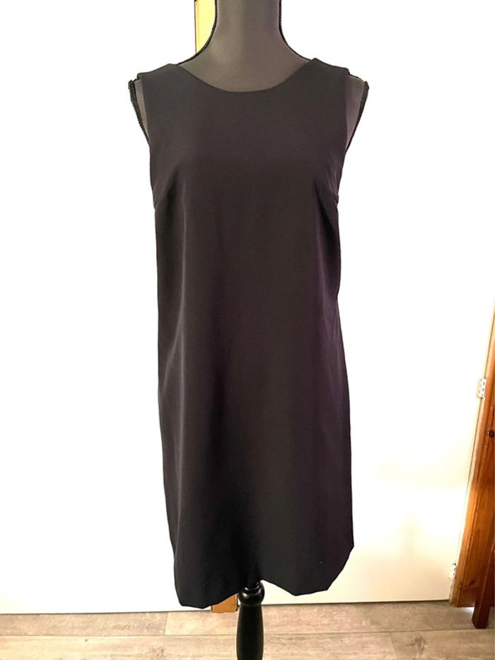 Robe noire et blanche Zara taille M 38