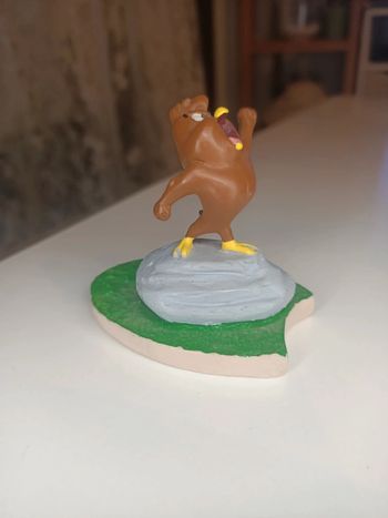 Figurine looney tunes henrille le faucon en résine (édition atlas)