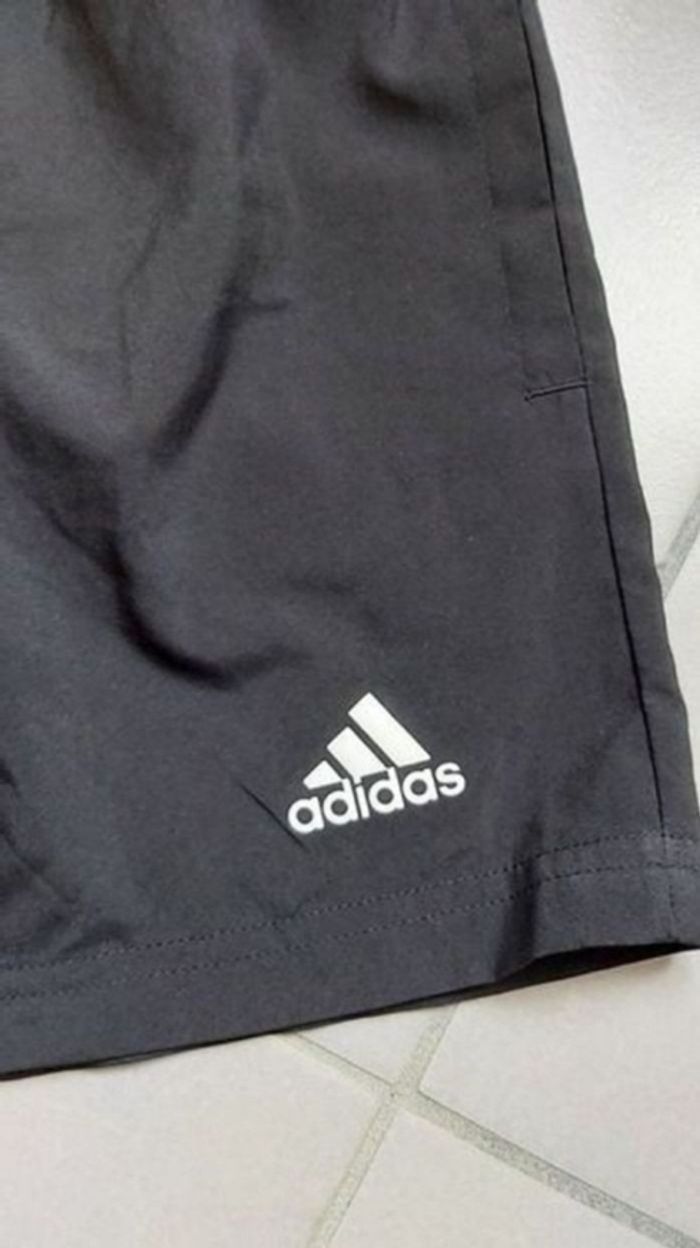 Short Adidas Climacool XS  7/8 ans - photo numéro 3