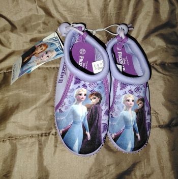 Chaussure aquatique Disney reine des neiges taille 27