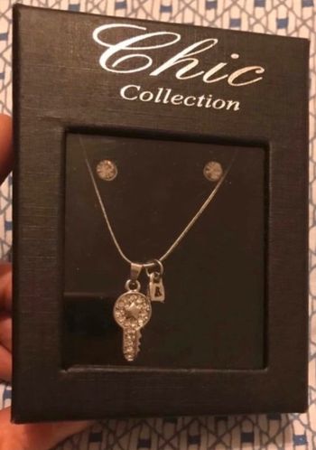 Parure collier + boucles d’oreilles