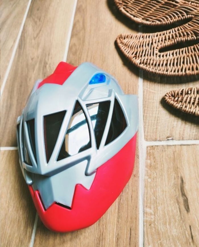 🙅Power rangers dino fury - Masque /déguisement électronique lumineux du ranger rouge - marque Hasbro - photo numéro 3