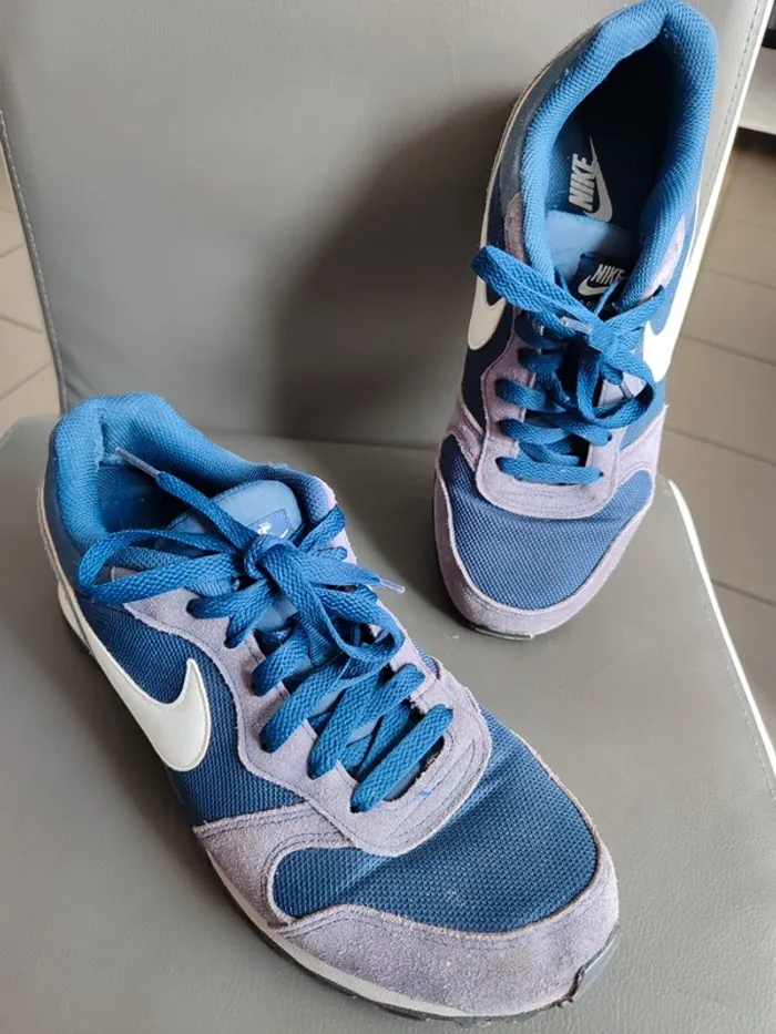 Baskets nike MD runner 2