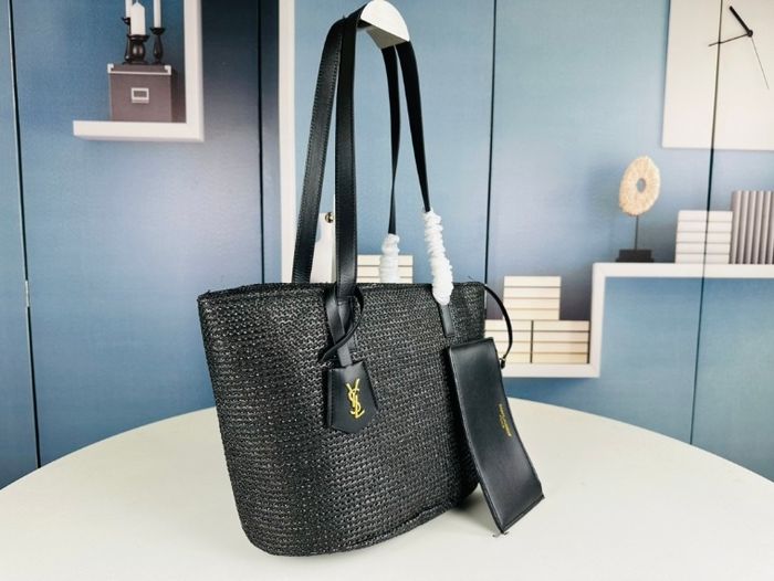 Yves Saint Laurent  23101 - photo numéro 3