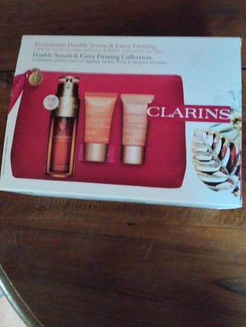 Coffret soin anti-âge Clarins