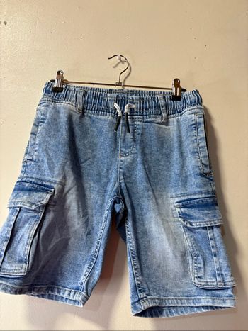 Short garçon taille 152