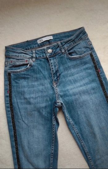 Jean Zara bleu 38 strass noir sur les côtés coton élasthanne