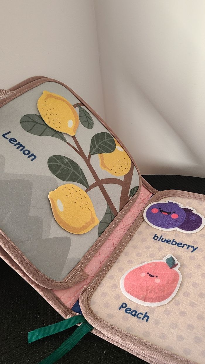 Livre éducatif Montessori en tissu multicolore pour bébés - photo numéro 7