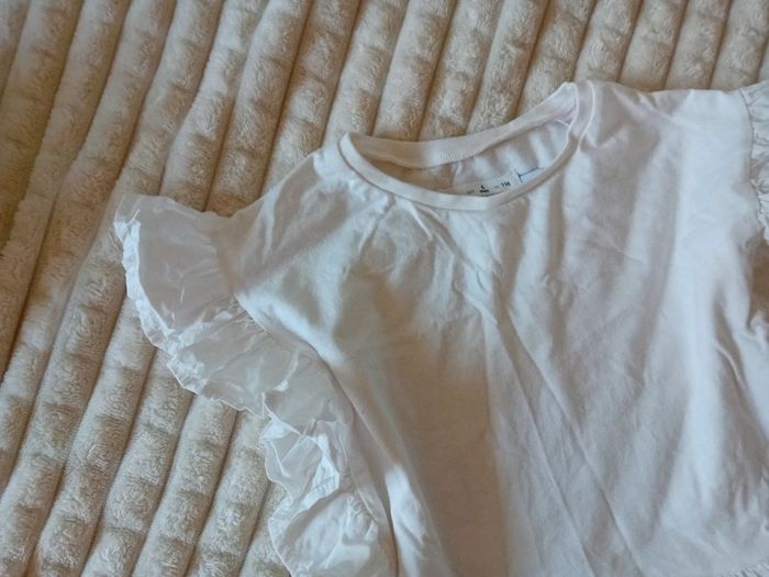 Tshirt fille 6ans Zara 🌼 - photo numéro 2