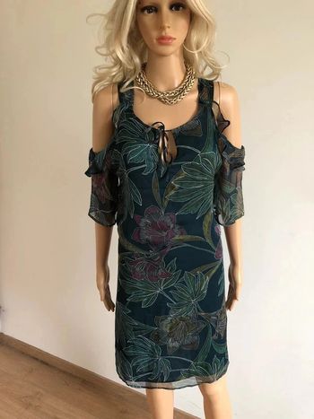 Robe verte foncée et imprimée neuve avec épaules dénudées Morgan taille 38 (valeur 65€)