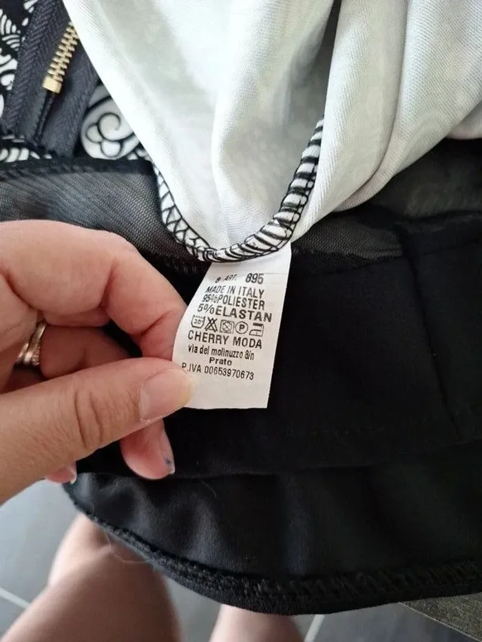 Robe noir et blanc - photo numéro 10