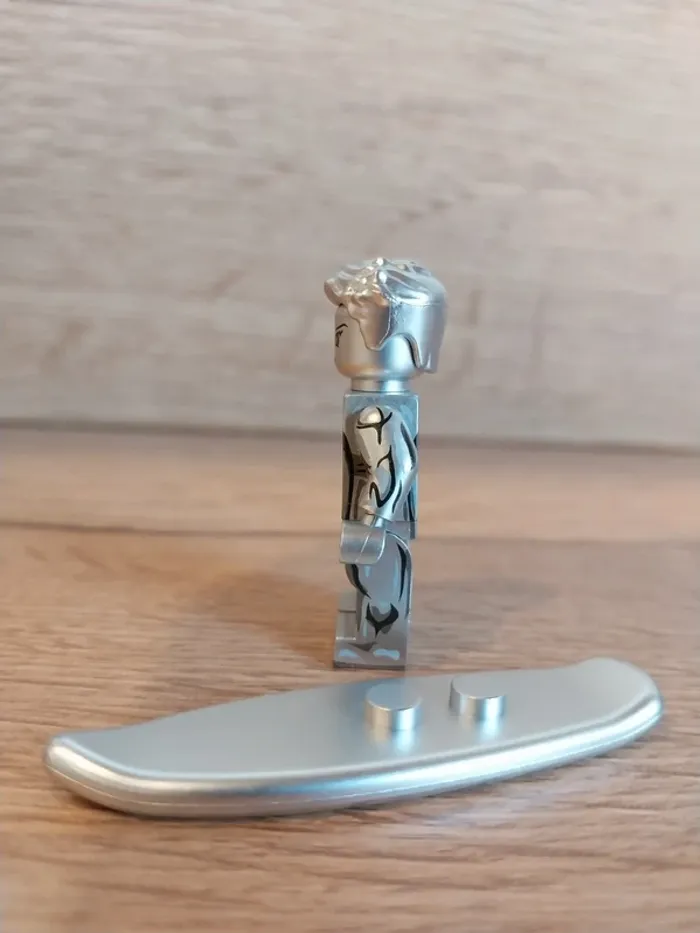 Figurine type lego Surffeur D'argent les 4 Fantastiques Marvel - photo numéro 2