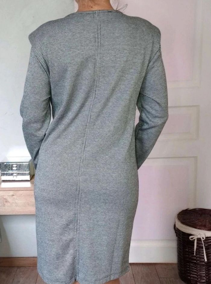 Robe  Pied de  poule  -  Kiabi - 42/44  =  XL  -  Comme Neuve - photo numéro 4