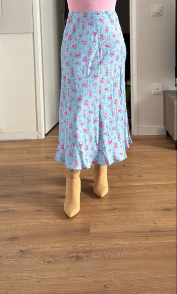 Jupe longue en satin bleue et rose fuchsia L