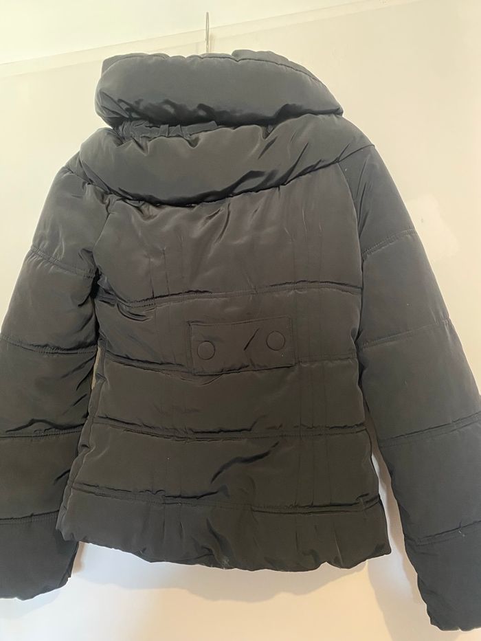 Veste doudoune noire courte à col large - photo numéro 2