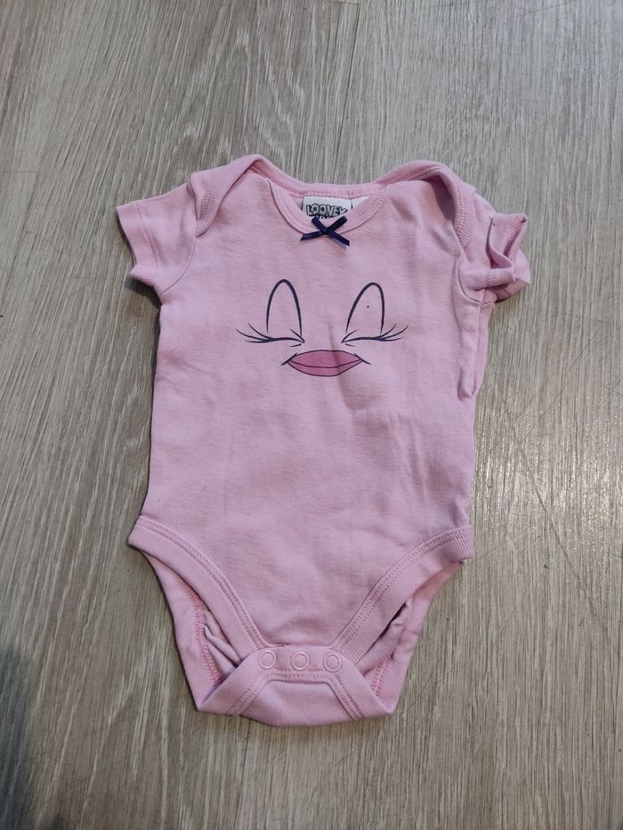 Bodie manche courtes taille 1 mois
