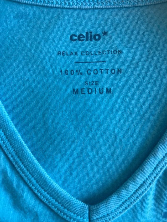 T-shirt coton bleu manches courtes , col V homme Celio - photo numéro 5