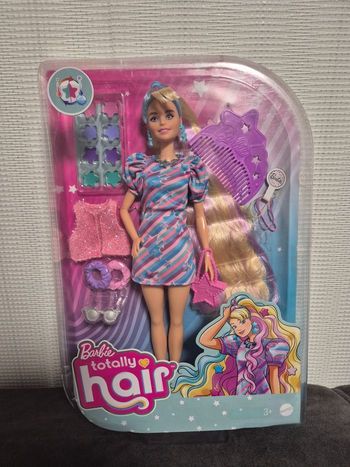 Barbie Totally hair avec accessoires