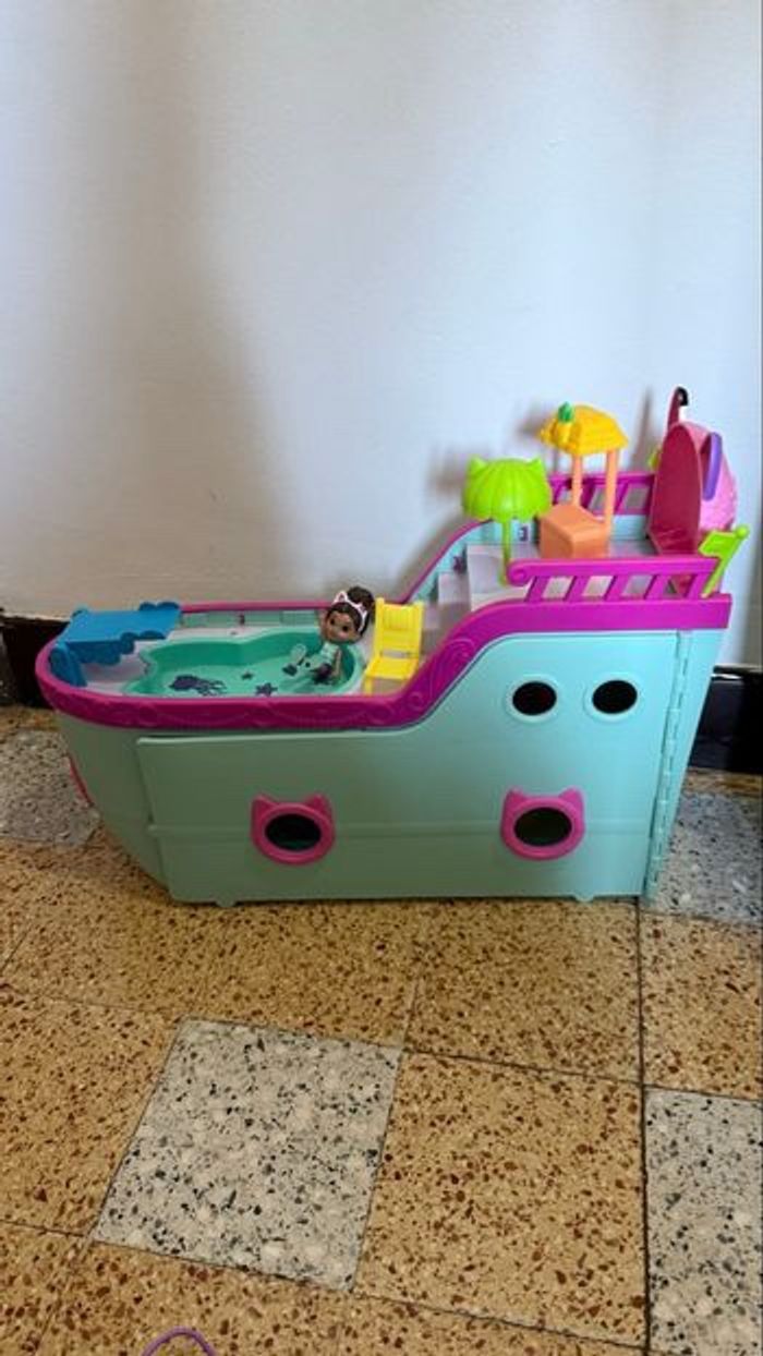 Maison et bateau gabby chat - photo numéro 4