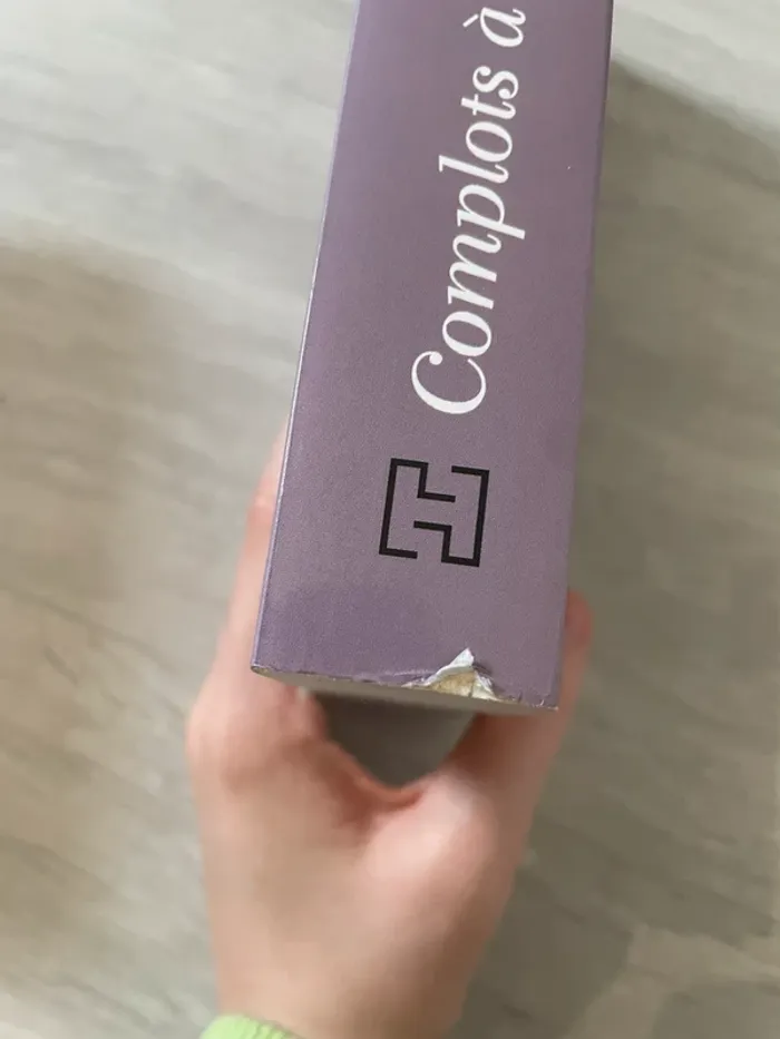Livre complots à versailles - photo numéro 3