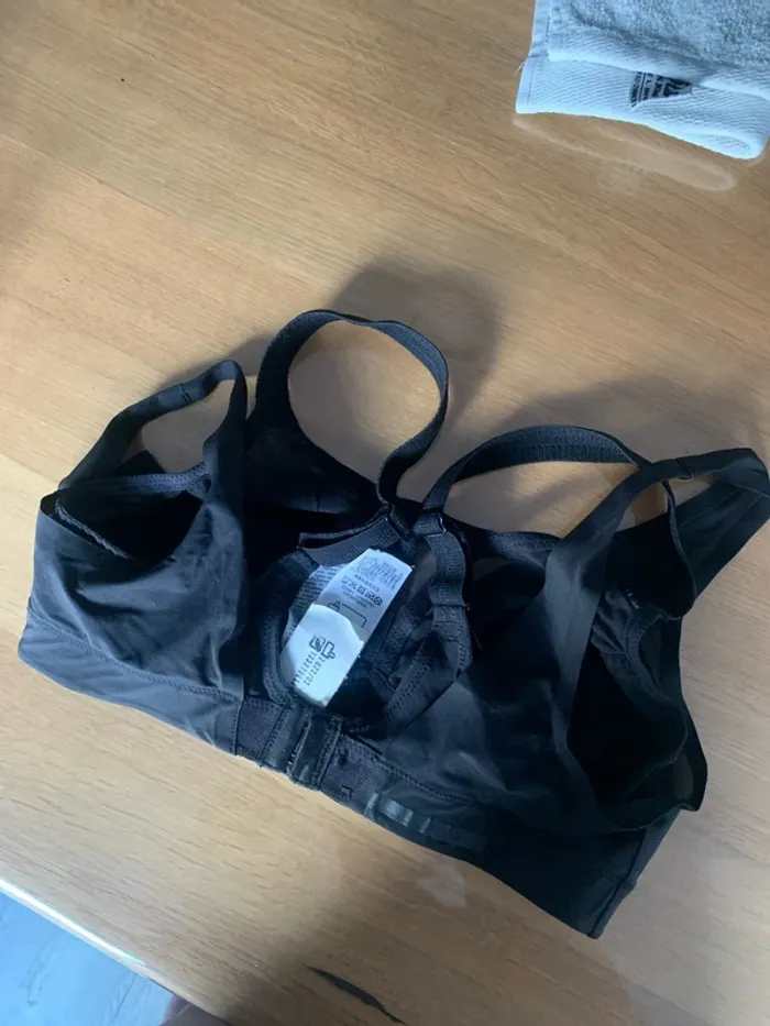 Soutien gorge - photo numéro 3