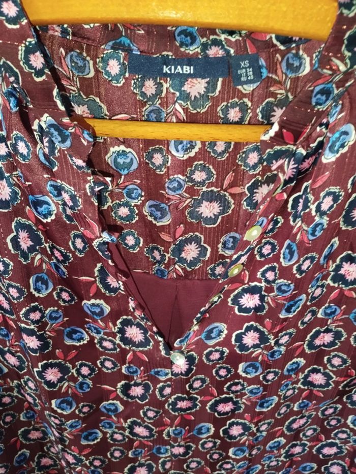 🌷 Blouse fleurie - bordeaux - Taille XS - Kiabi 🌷 - photo numéro 2