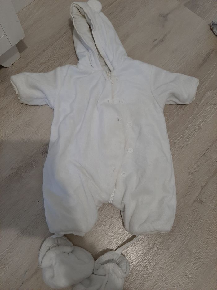 Lot 2 combinaisons hiver 1 mois - photo numéro 6