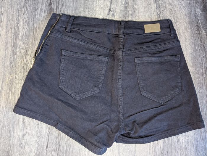 Short Morgan - photo numéro 3