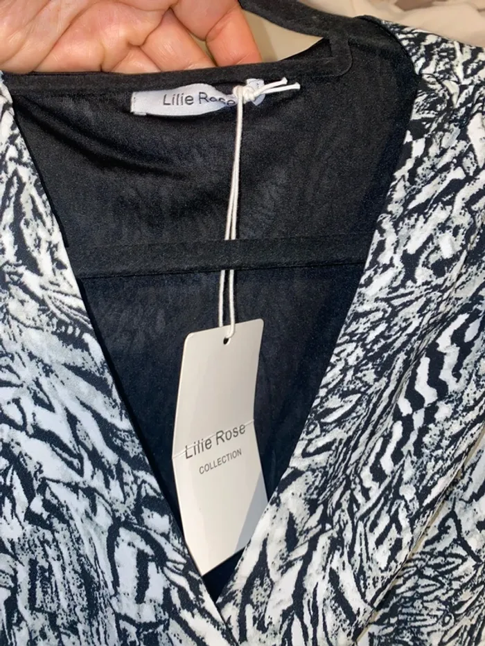 🌿 Robe neuve Lilie Rose avec étiquette – Taille M/L - photo numéro 7