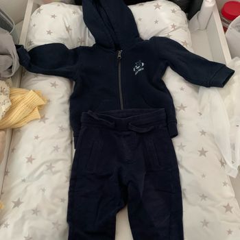 Ensemble de jogging 12 mois