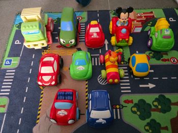 Lot de 11 voiture bébé