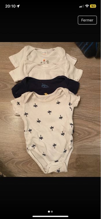 Lots 4 bodies 6 mois 